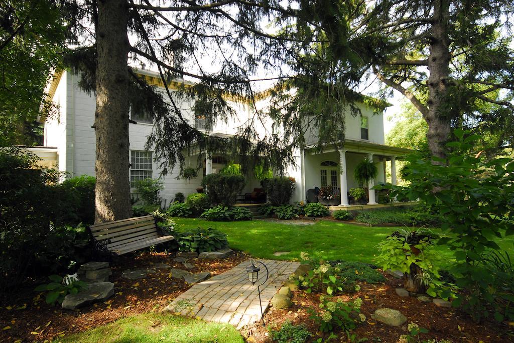 Brockamour Manor Bed And Breakfast Niagara-on-the-Lake Εξωτερικό φωτογραφία